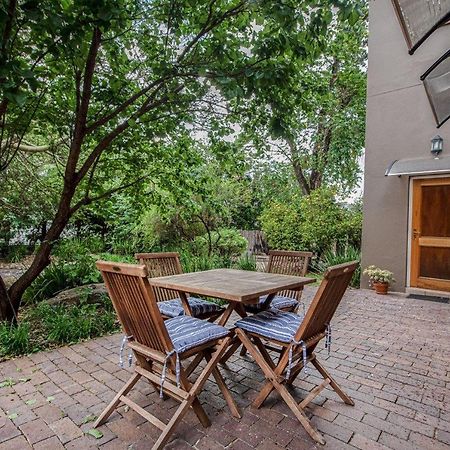 Wild Olive Executive Suite Johannesburg Dış mekan fotoğraf