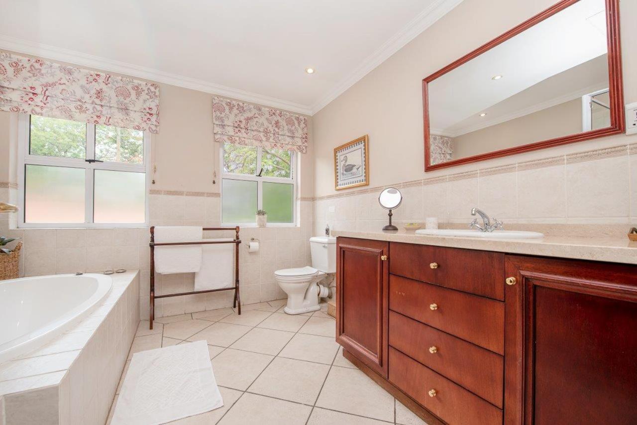 Wild Olive Executive Suite Johannesburg Dış mekan fotoğraf