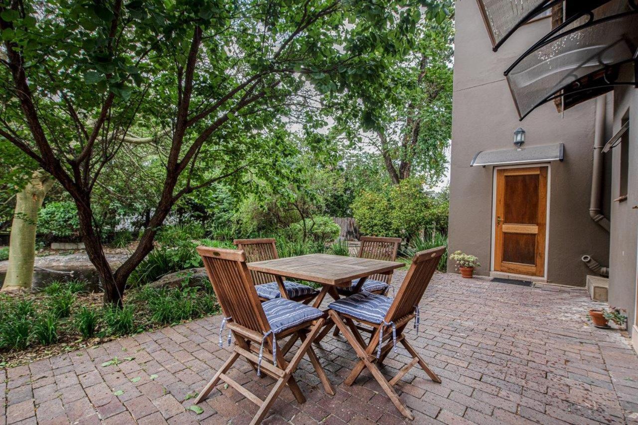 Wild Olive Executive Suite Johannesburg Dış mekan fotoğraf