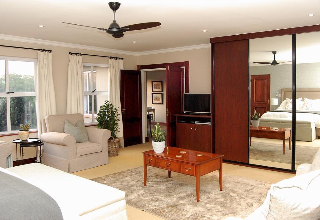 Wild Olive Executive Suite Johannesburg Dış mekan fotoğraf