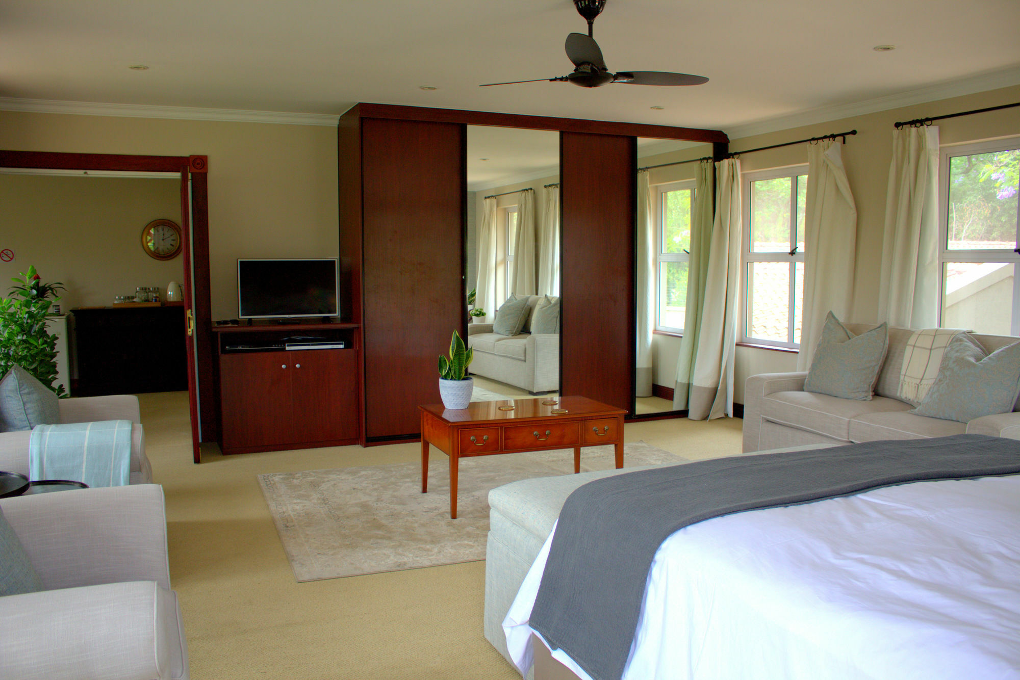 Wild Olive Executive Suite Johannesburg Dış mekan fotoğraf